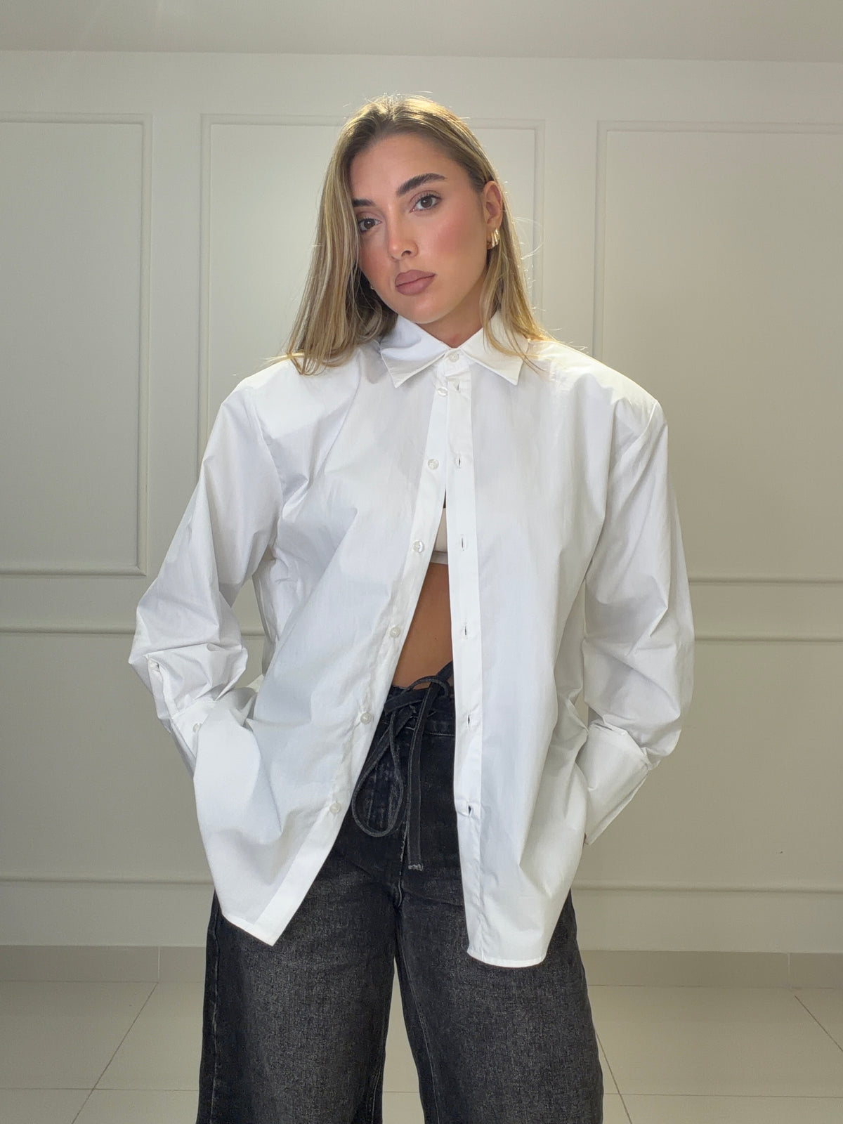 Camicia in cotone con spalline