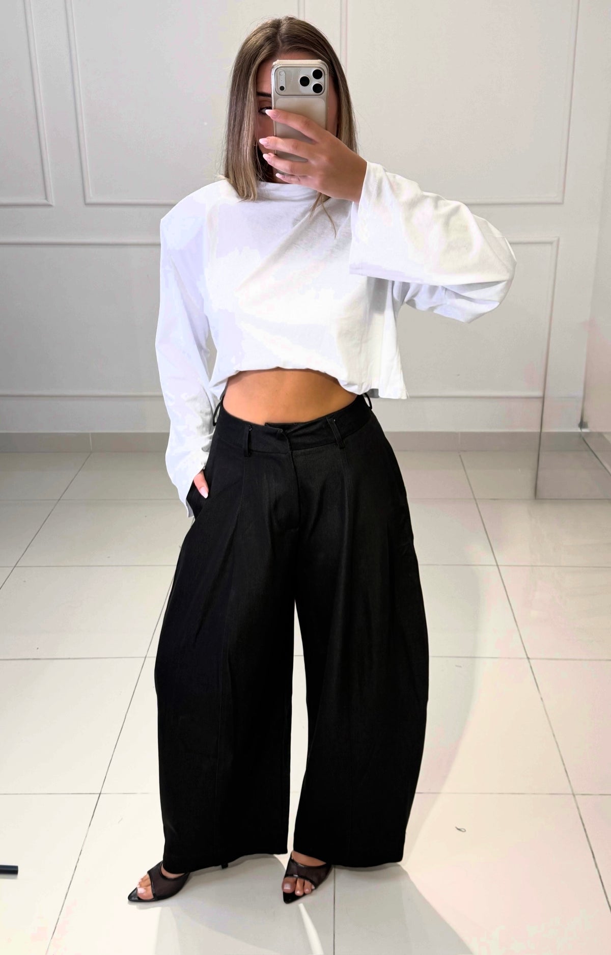 Longsleeve con spalline crop