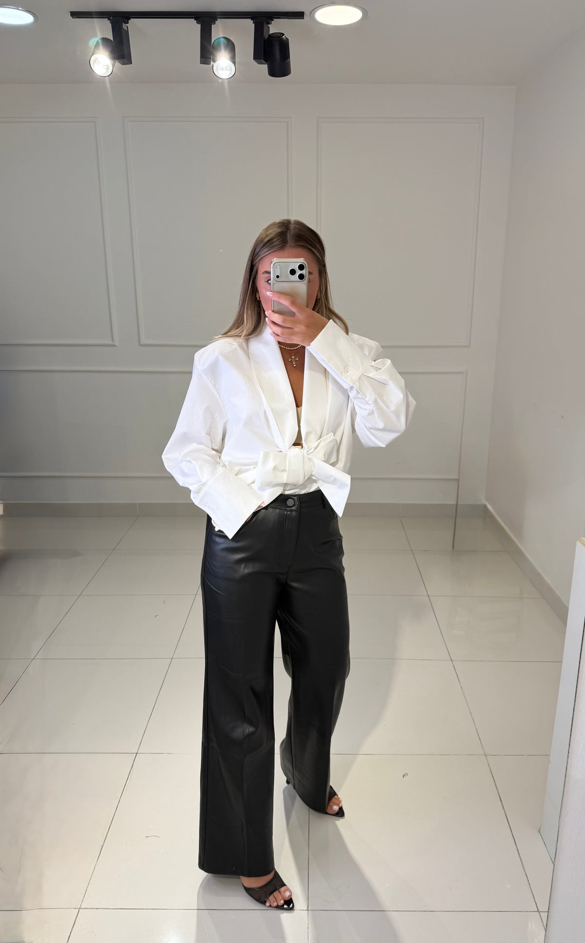 Wide leg in ecopelle